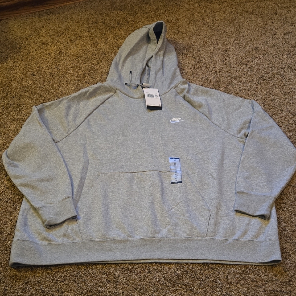 NWT Nike Light Gray Women’s Pullover Hoodie Sweatshirt